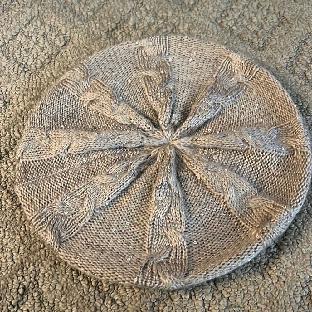 Charlie Paige Knit Beret with Sequins